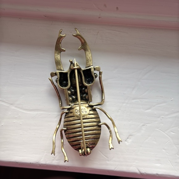 Joan Rivers Private Collection Opal Beetle Brooch - Picture 5 of 5